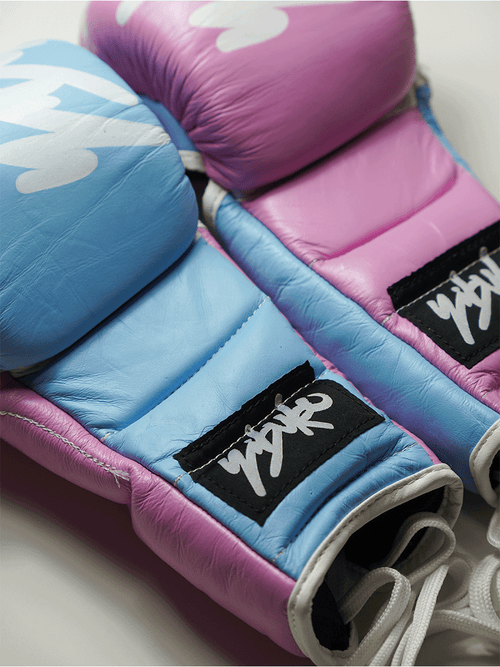 LACE-UP MMA GLOVE (BUBBLEGUM)
